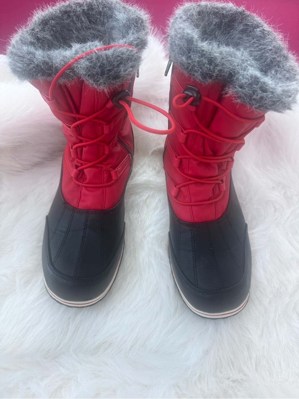 Women's Red and Black Faux-Fur Cuff Winter Boots